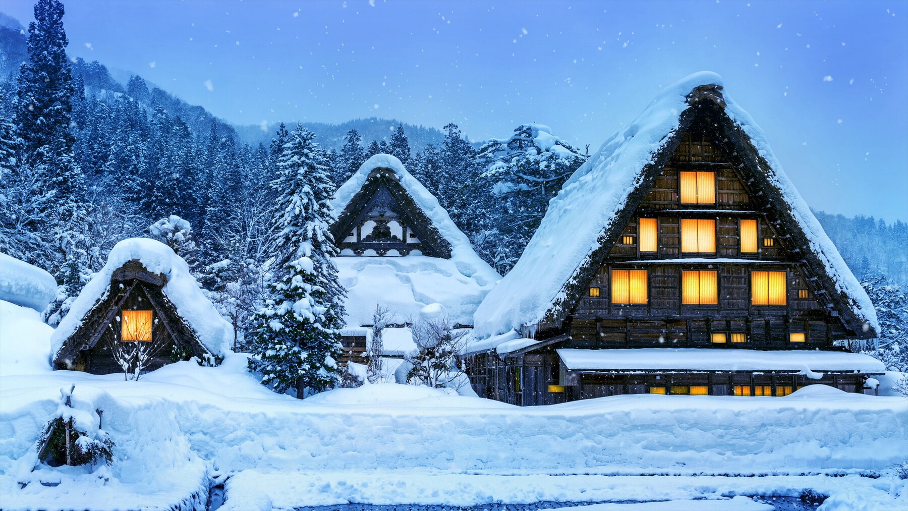 shirakawa-go-village-in-winter-japan_335224-117