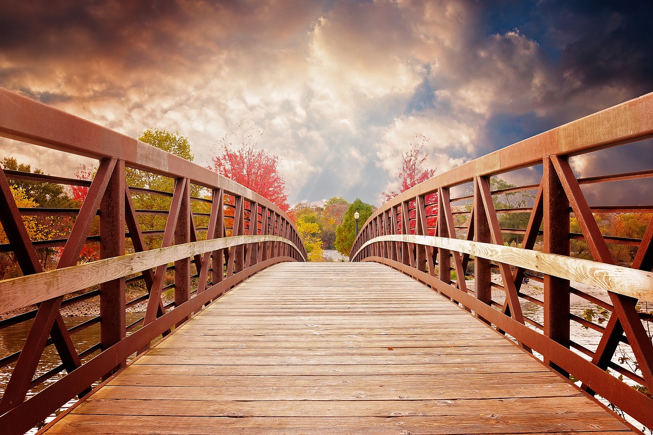 bridge-1385938_1280